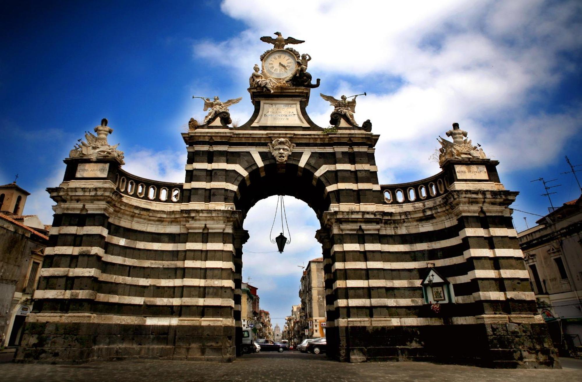 King House Catania Hostel Ostello Екстериор снимка